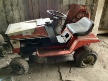 Simplicity Regent Garden Tractor