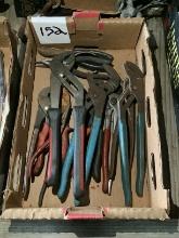 Pliers