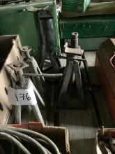 5 Jack Stands & 1 Hyd. Bottle Jack