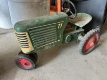 Oliver pedal tractor
