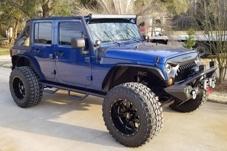 2010 JEEP WRANGLER CUSTOM SUV