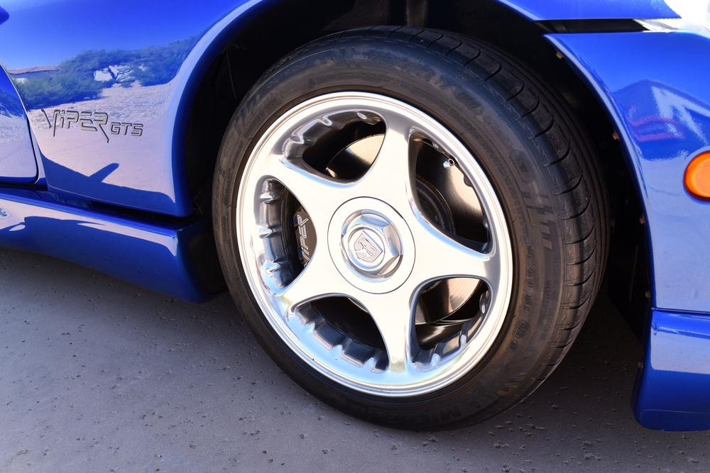1996 DODGE VIPER GTS