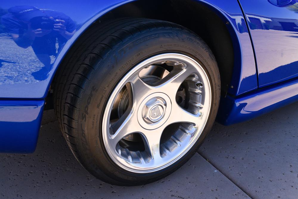 1996 DODGE VIPER GTS