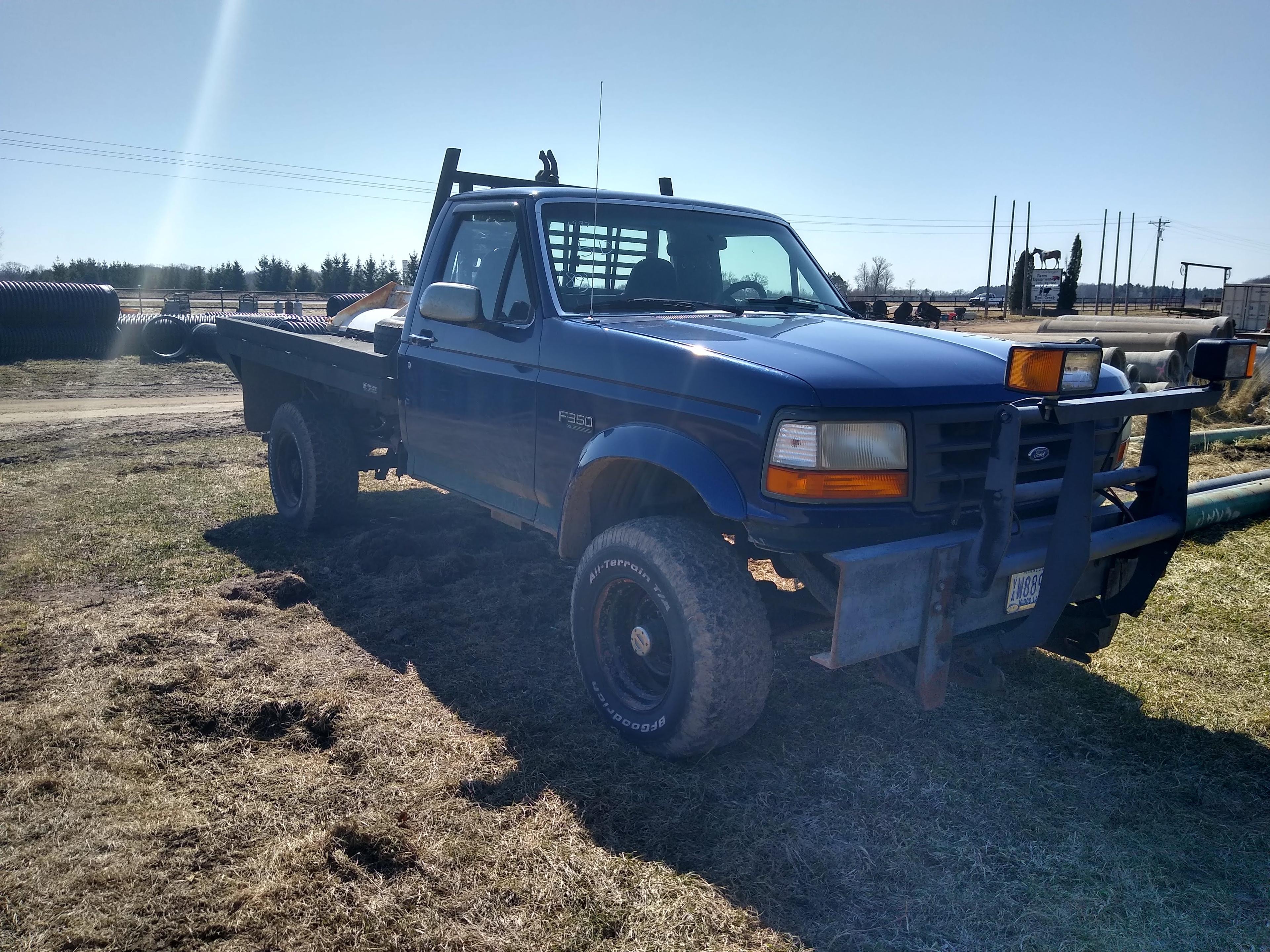 1997 Ford F350 with snow plow