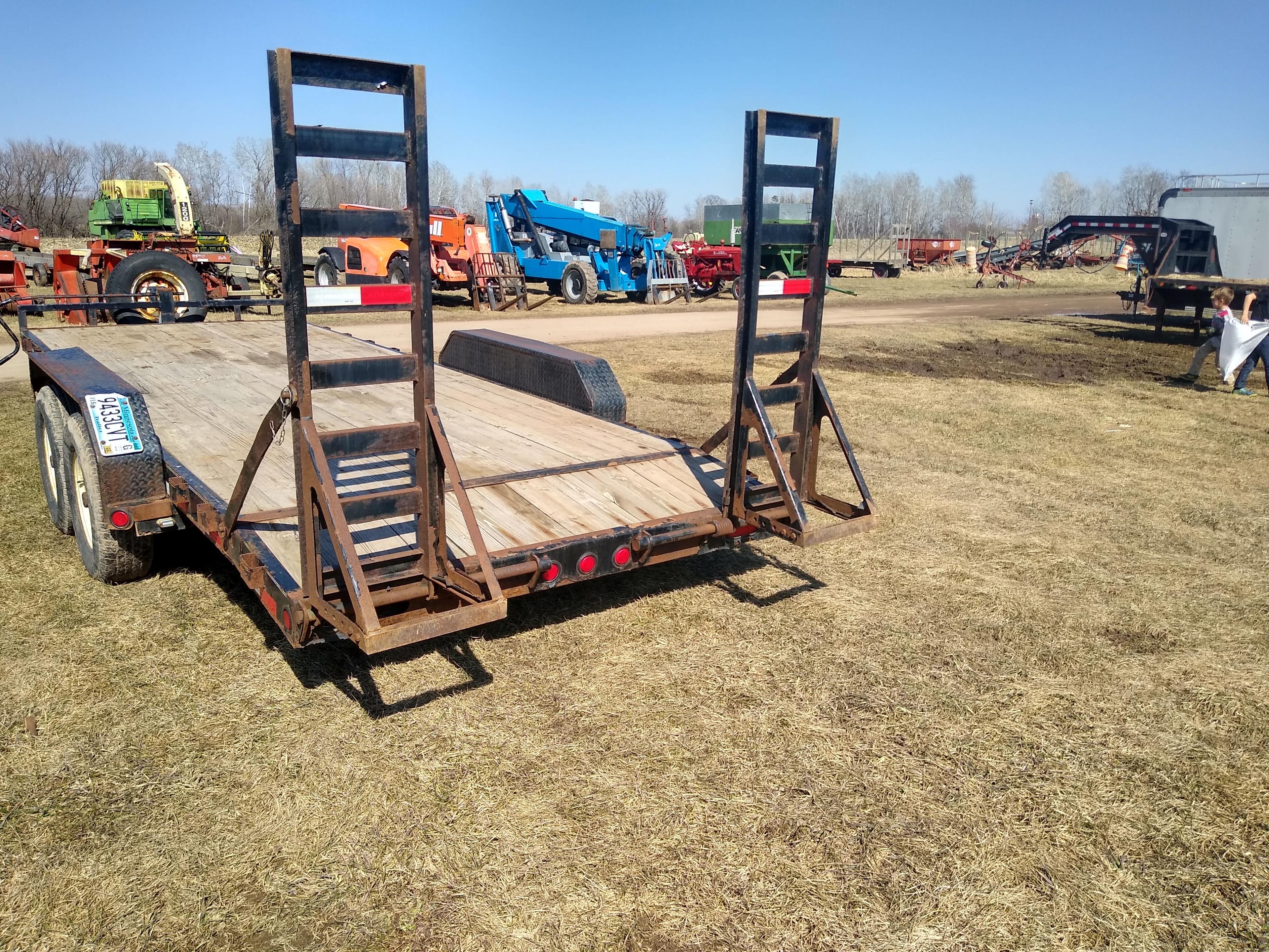 2013 Flatbed Trailer 20'