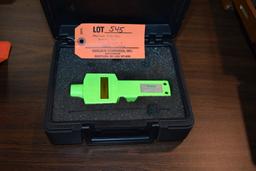 MADISON ELECTRIC HANDY TACH MODEL #AHT-2 19102 WITH CASE