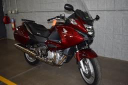 2010 HONDA MOTORCYCLE, MODEL NT700V