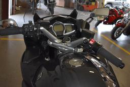 2015 YAMAHA MOTORCYCLE, MODEL FJR1300ES,