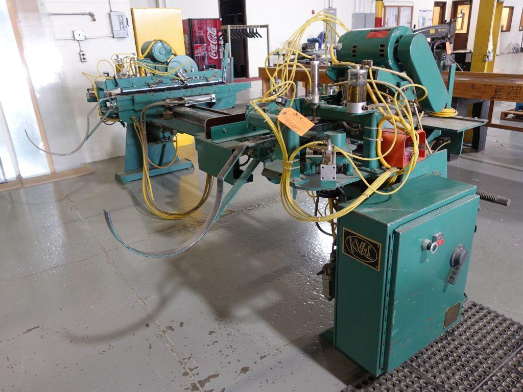 (1987) KUAL INC. (PETULUMA, CA.) DOUBLE END MITER SAW,