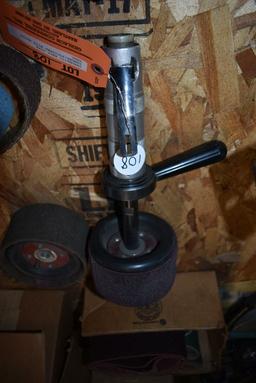 PNEUMATIC BELT TYPE SANDER/POLISHER WITH EXTRA HEAD