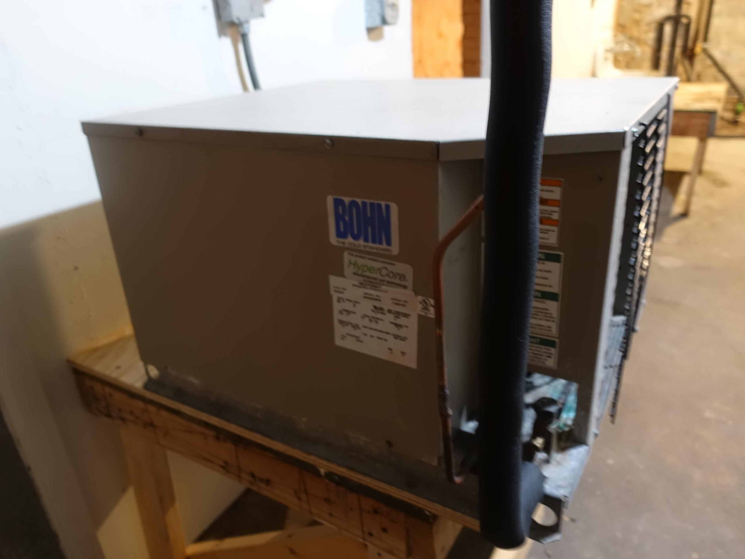 CROWN TONKA 5'X8' WALK IN COOLER