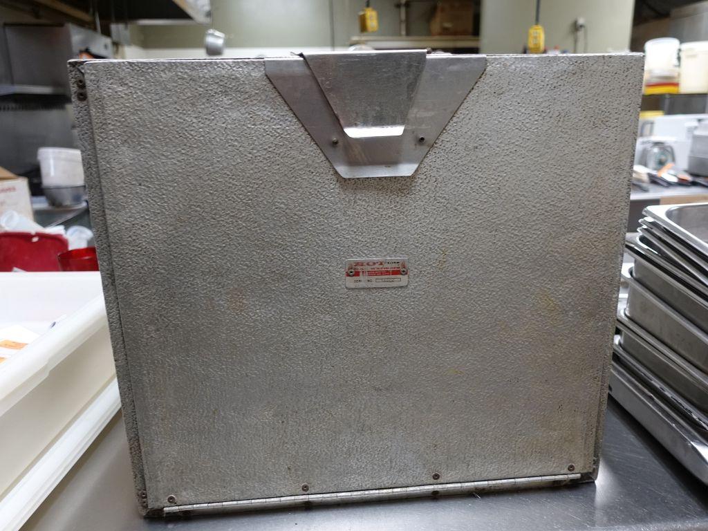 CATERING PORTABLE STERNO HEATED BOX,