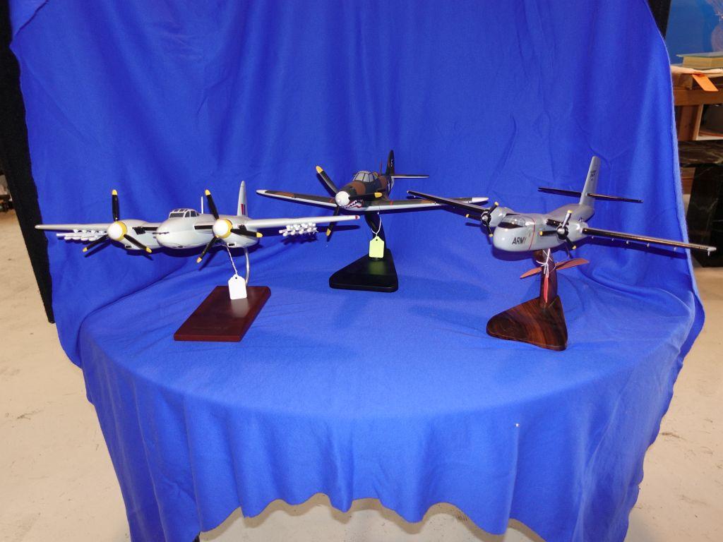 (3) AIRPLANE MODELS BELL P-39, DEHAVILLAND C-7