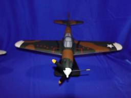 (3) AIRPLANE MODELS BELL P-39, DEHAVILLAND C-7