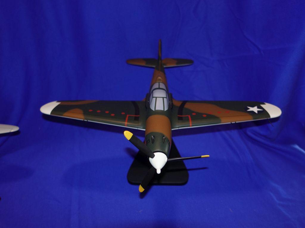 (3) AIRPLANE MODELS BELL P-39, DEHAVILLAND C-7
