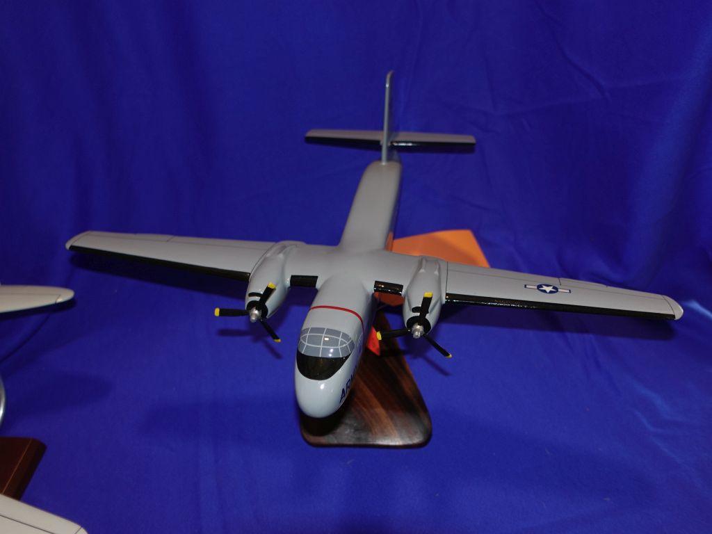 (3) AIRPLANE MODELS BELL P-39, DEHAVILLAND C-7