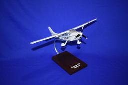 (2) MODEL AIRPLANES, CESSNA C-182  SKYLANE AND