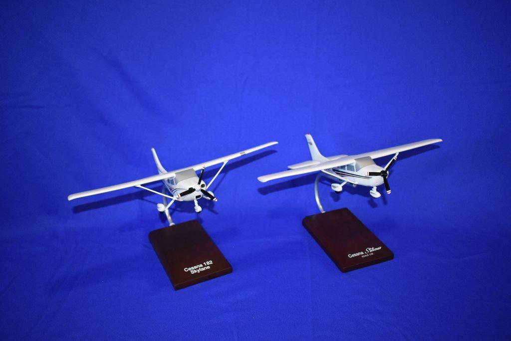 (2) MODEL AIRPLANES, CESSNA C-182  SKYLANE AND