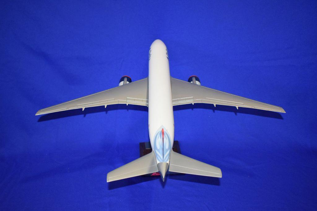 BOEING 777 DELTA MODEL AIRPLANE BY PACMIN