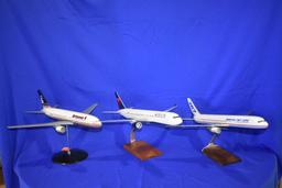 (3) MODEL AIRPLANES, BOEING 767-200 BRITANNIA,