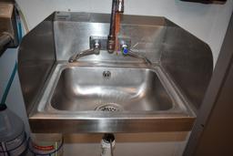 ADVANCE TABCO 17" HAND WASH SINK, MODEL 7-PS-40,