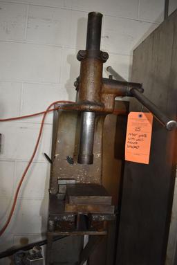 ARBOR PRESS WITH WALL-MOUNT BRACKET