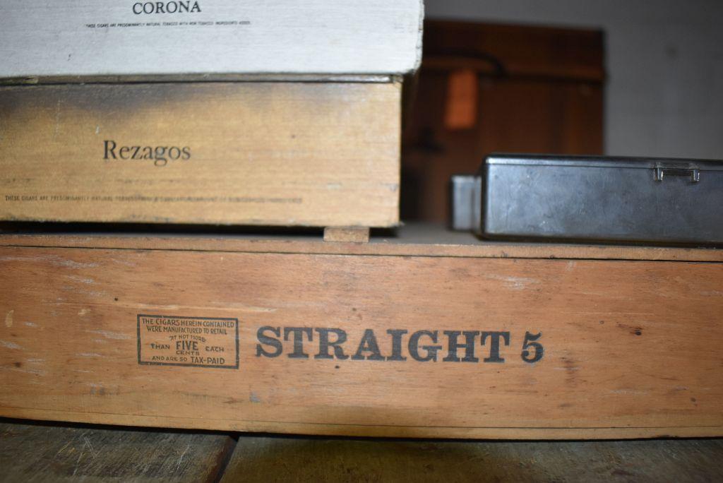 ASSORTMENT OF CIGAR BOXES