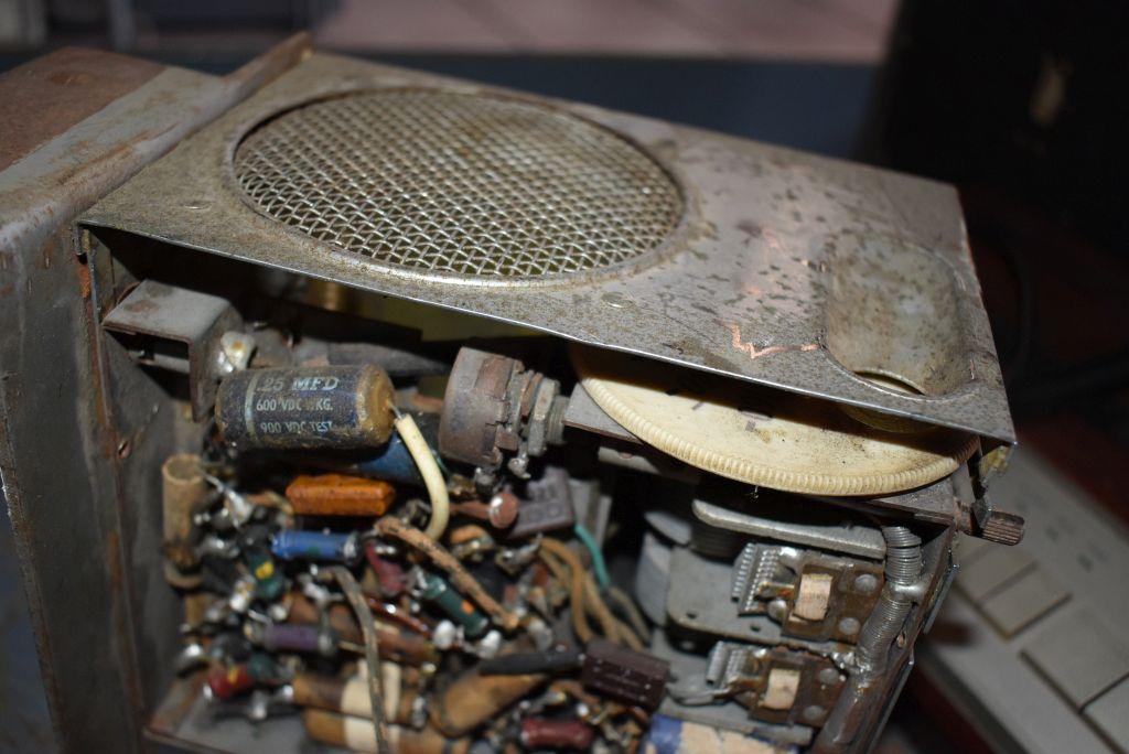 TOSHIBA ANSWERING MACHINE, CAR SPEAKER WITH DIAL AND
