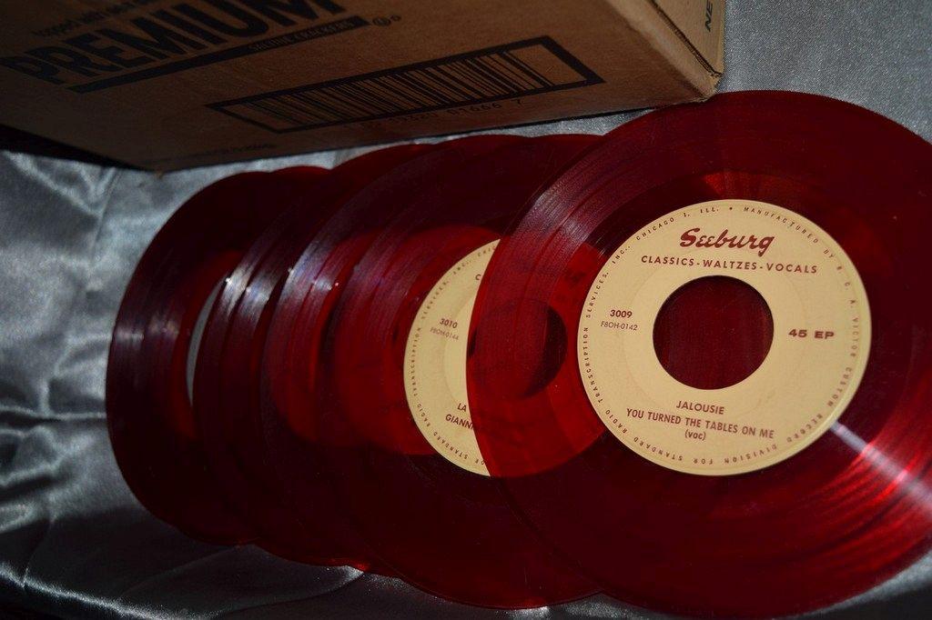 VARIOUS 1950'S 45 RPM RECORDS