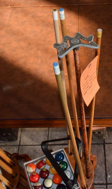 WOODEN POOL CUE HOLDER, INCLUDES, POOL CUES, BALLS