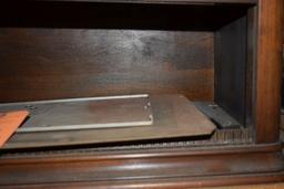 EARLY RADIO CABINET