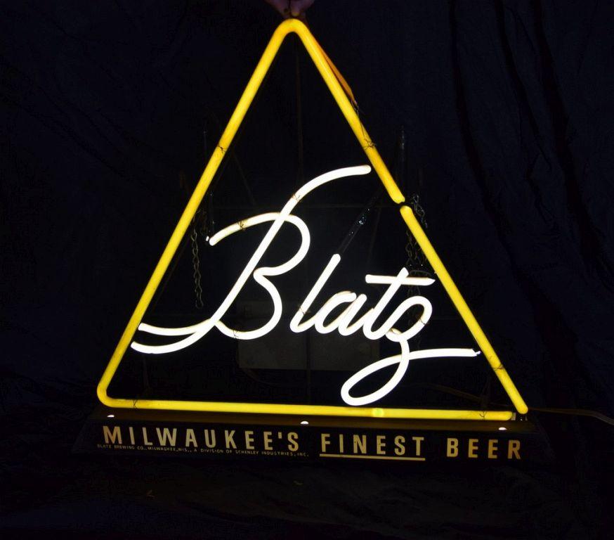 TRIANGULAR "BLATZ" NEON SIGN, "MILWAUKEE'S FINEST BEER"