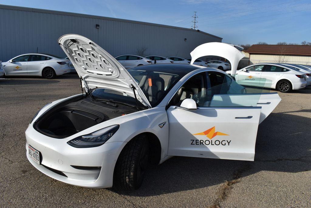 #338 (2020) TESLA MODEL 3 4 DOOR SEDAN,