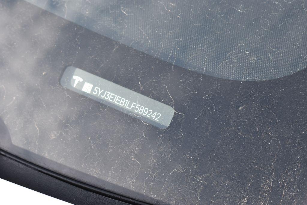 #338 (2020) TESLA MODEL 3 4 DOOR SEDAN,