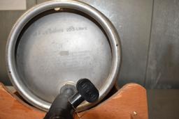 5.4 GALLON KEG WITH STAND,