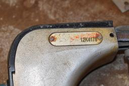 PNEUMATIC FILE WITH GREEN AIR HOSE