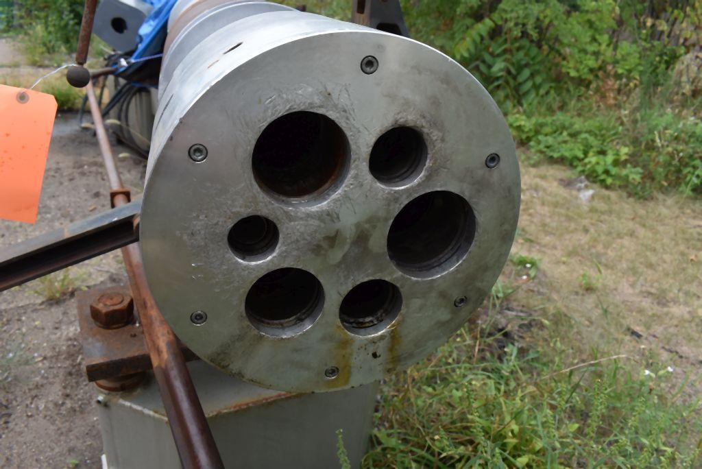 LNS HYDRAULIC BAR FEEDER, 12' x 2 1/2" (OUTSIDE)