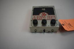 ELECTRO HARMONIX BIG MUFF GUITAR PEDAL,