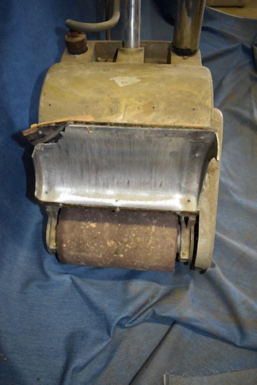 AMERICAN FLOOR MACHINES WALK BEHIND FLOOR SANDER,