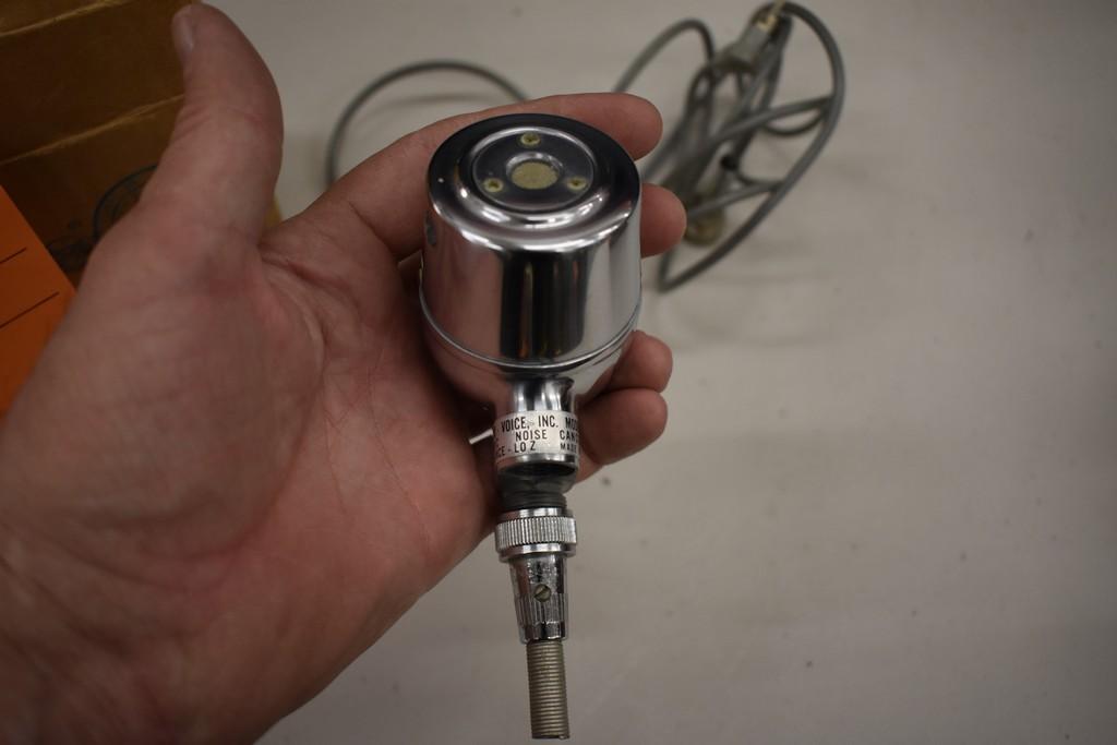 ELECTROVOICE ELECTRO VOICE MODEL 606 ELVIS STYLE MICROPHONE,