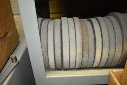 METAL SHELVING UNIT WITH SIX SHELVES, INCLUDES