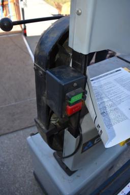 DELTA 14" BAND SAW WITH EXTRA BLADE