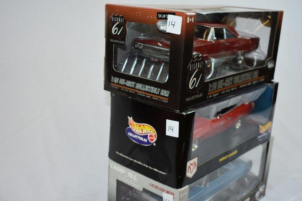 (3) 1/18" SCALE DIE CAST COLLECTORS CARS IN BOXES;