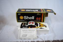 (3) 1/18" SCALE DIE CAST COLLECTORS CARS IN BOXES;