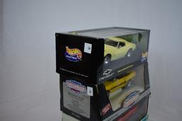 (3) 1/18" SCALE DIE CAST COLLECTORS CARS IN BOXES;