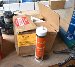 (1) CASE & (1) OF A'LA MADISON CEILINGS INSTANT GRAB,