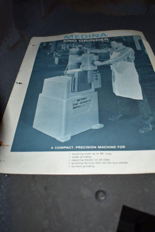 MEDINA MODEL B END GRIDER, 8" x 15" VERTICAL CHUCK,