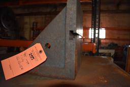 90 DEGREE ANGLE PLATE, 12"L x 12"D x 12"H