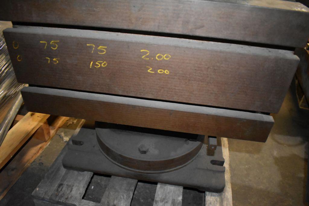 TILTING T-SLOT TABLE