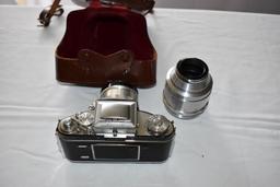 VINTAGE THAGEE DRESDEN EXAKTA VAREX CAMERA, WITH LEATHER CASE,